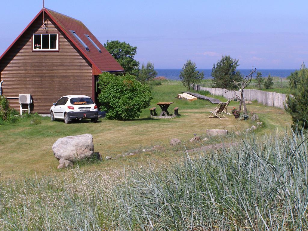 Treimani Puhkemaja Villa Ruang foto